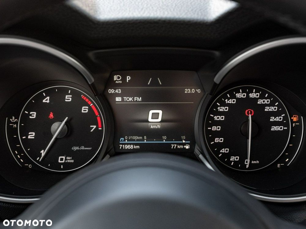 Alfa Romeo Stelvio 2.0 Turbo Veloce Q4 - 16