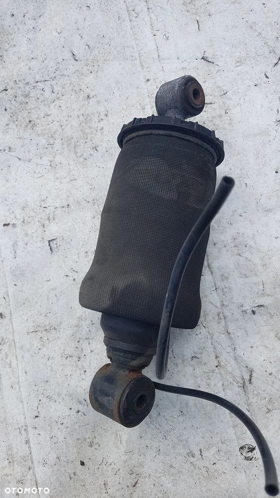 PODUSZKA AMORTYZATOR ZAWIESZENIA KABINY LEWY TYŁ MAN TGL TGM EURO 6 - 1