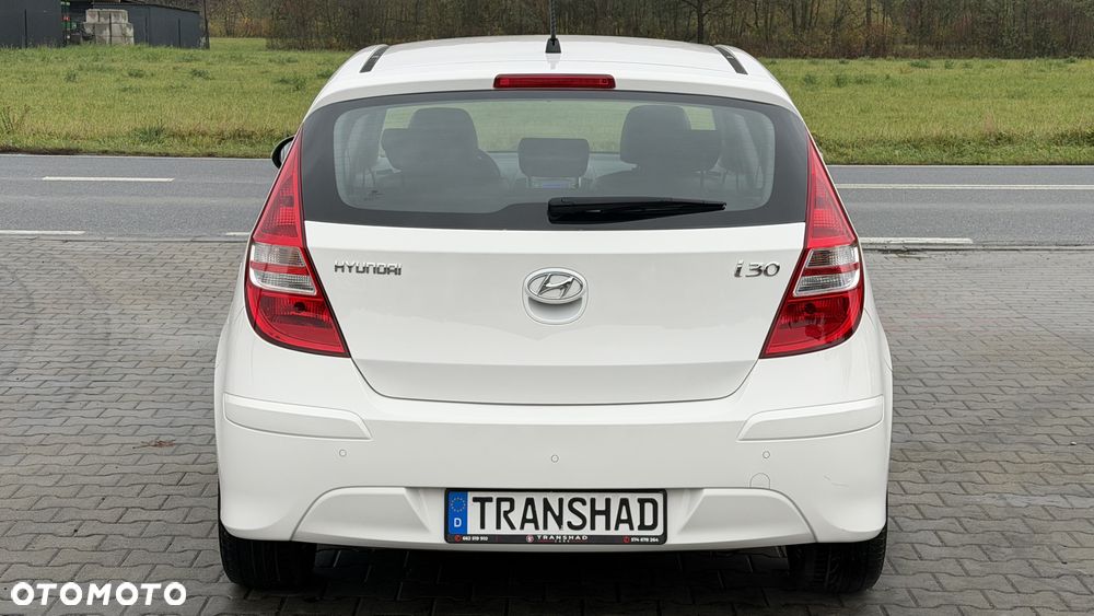 Hyundai i30 1.4 FIFA WM Edition - 11