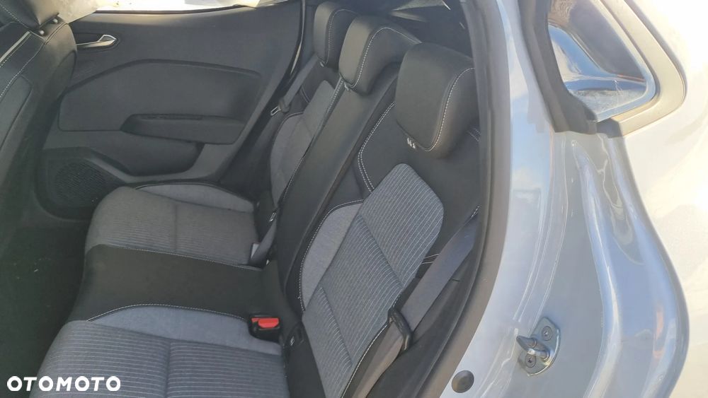 Renault Clio TCe 90 BUSINESS EDITION - 27