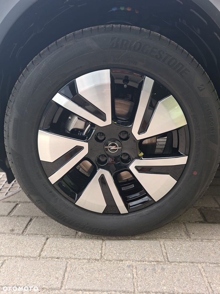Opel Frontera 1.2 T mHEV GS eDTC6 - 11