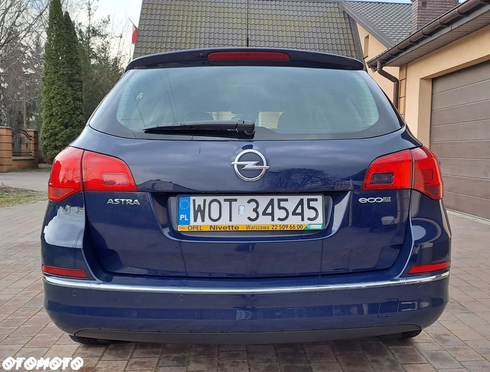 Opel Astra IV 1.6 CDTI Essentia - 2