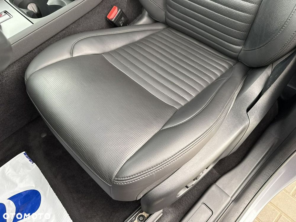 Land Rover Discovery Sport - 18
