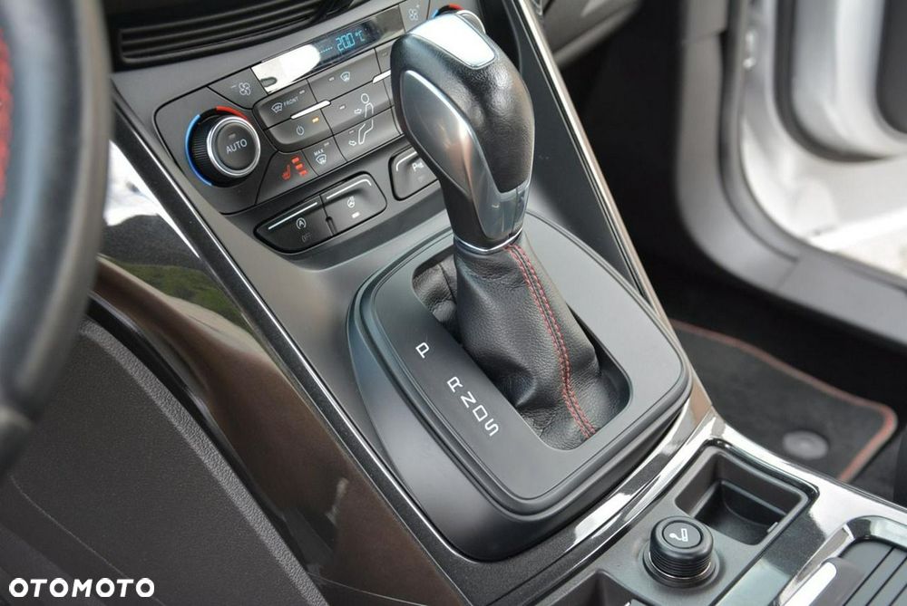 Ford Kuga 2.0 TDCi 4x4 ST-Line - 30