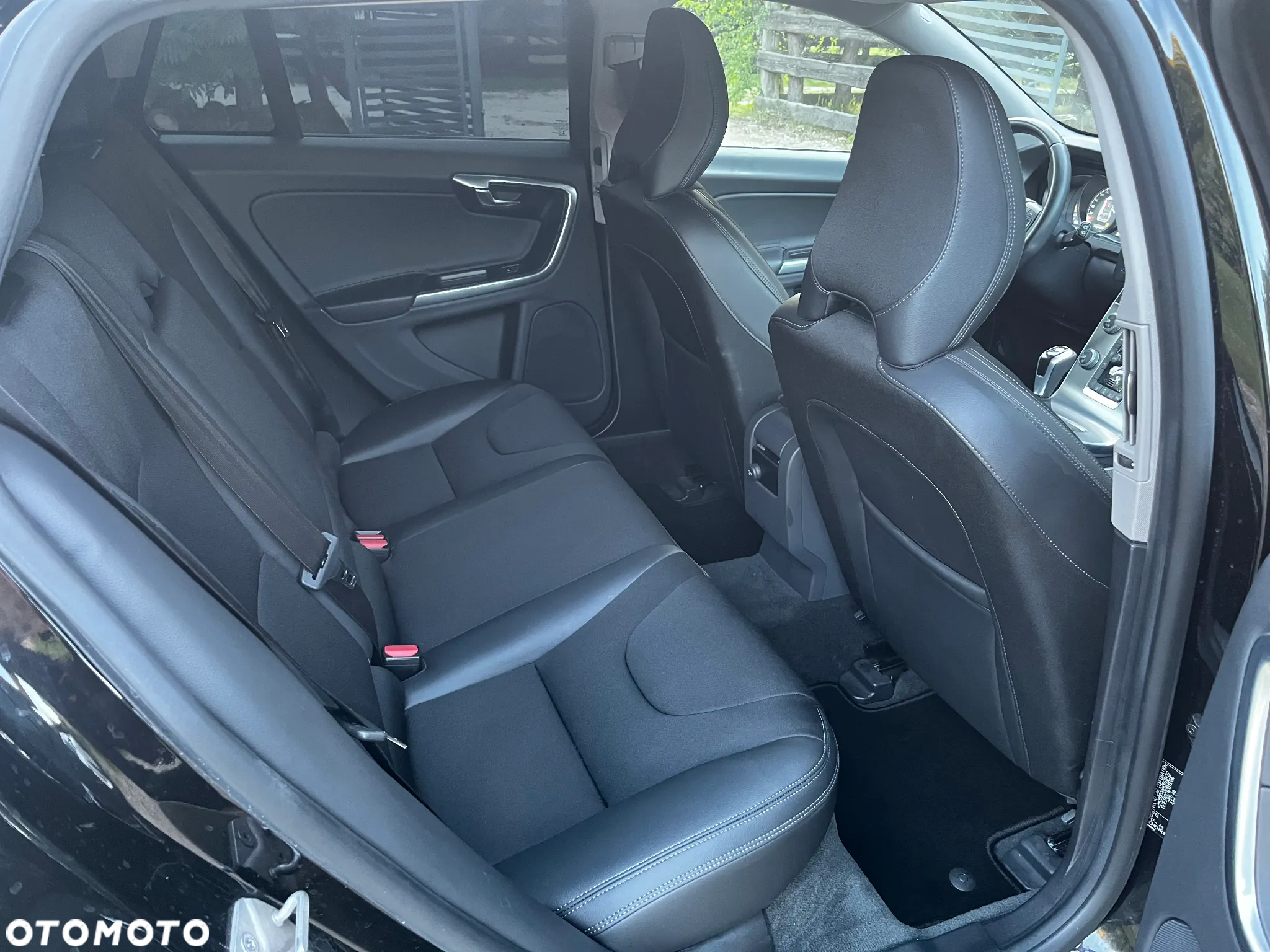 Volvo V60 D3 Drive-E Dynamic Edition (Momentum) - 9