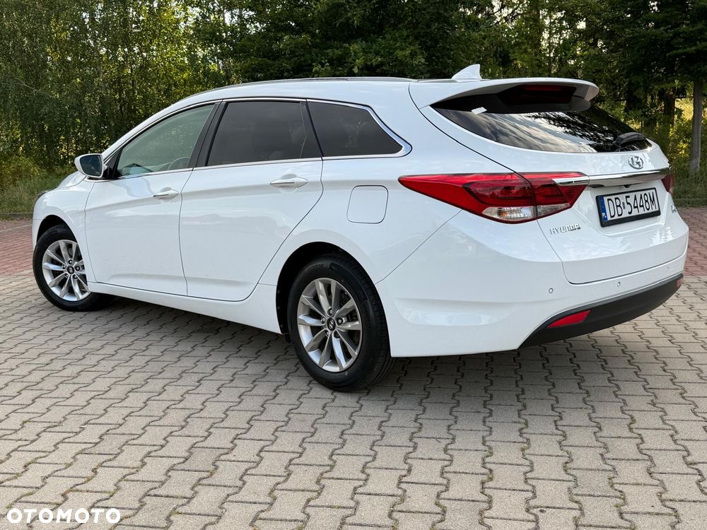 Hyundai i40 Kombi 1.6 Trend - 25