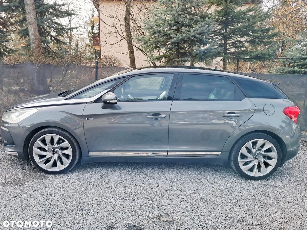 Citroën DS5 2.0 HDi Hybrid4 SoChic MCP - 4