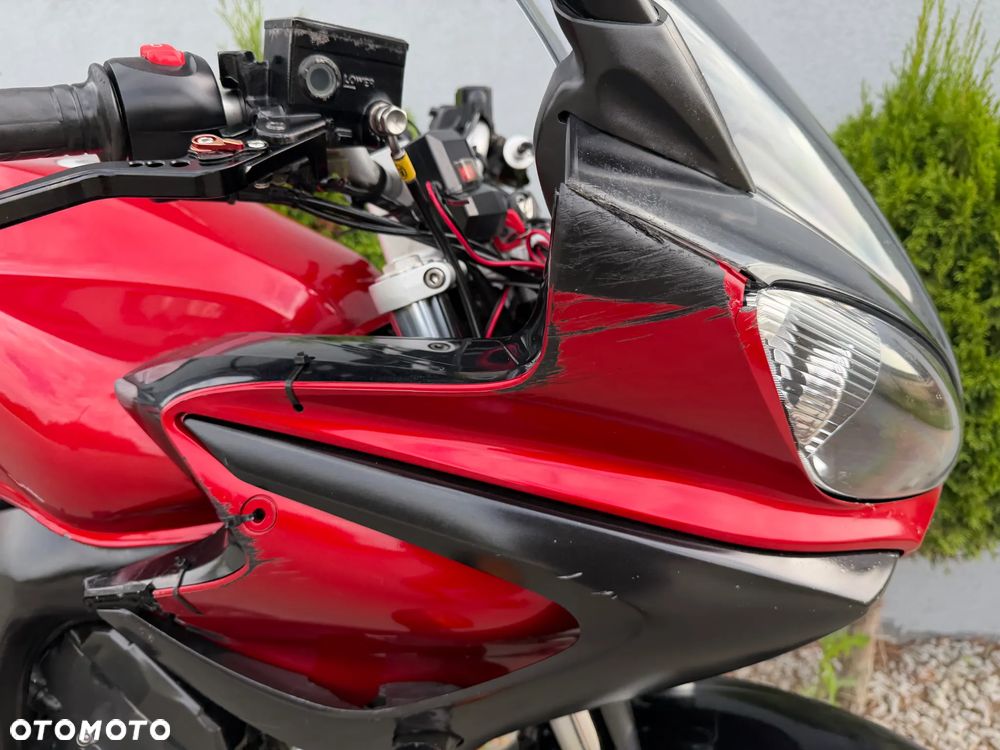 Yamaha FZ - 12