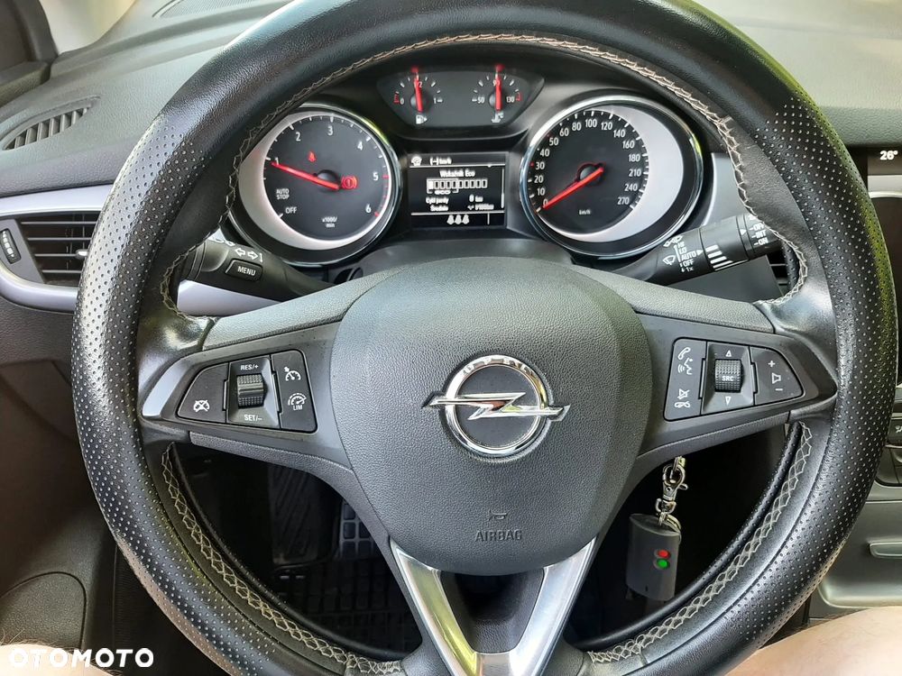 Opel Astra 1.6 CDTI Dynamic - 12