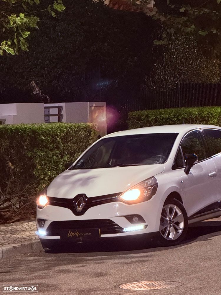 Renault Clio - 5