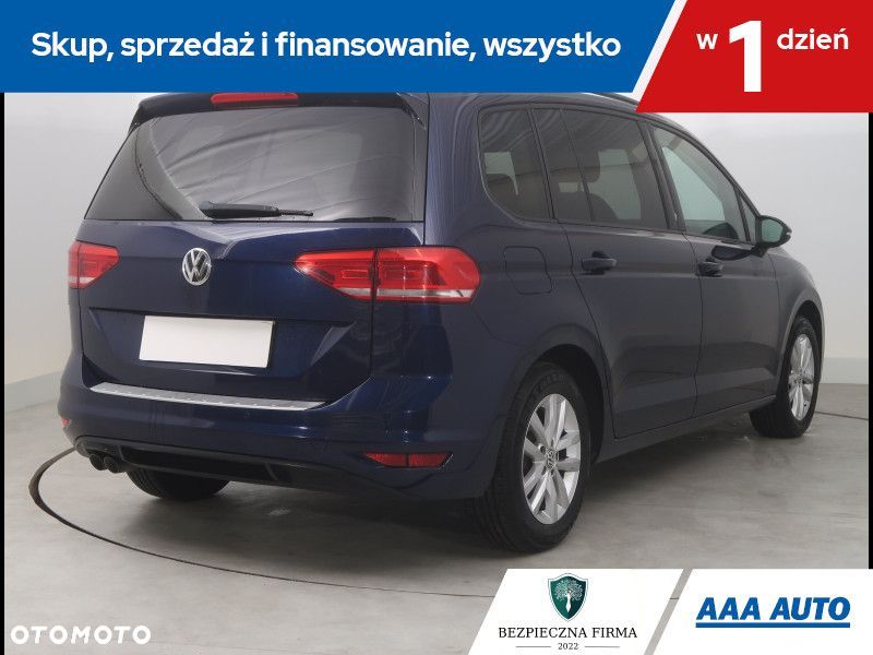 Volkswagen Touran - 6
