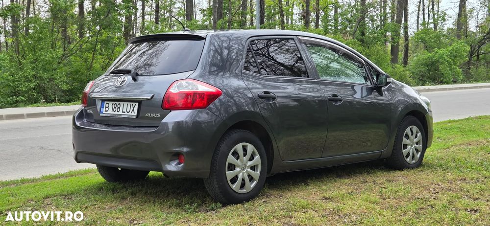Toyota Auris 1.3 Dual VVT-i Terra - 7