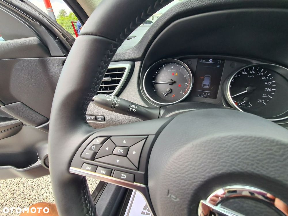 Nissan Qashqai 1.2 DIG-T N-Connecta - 19