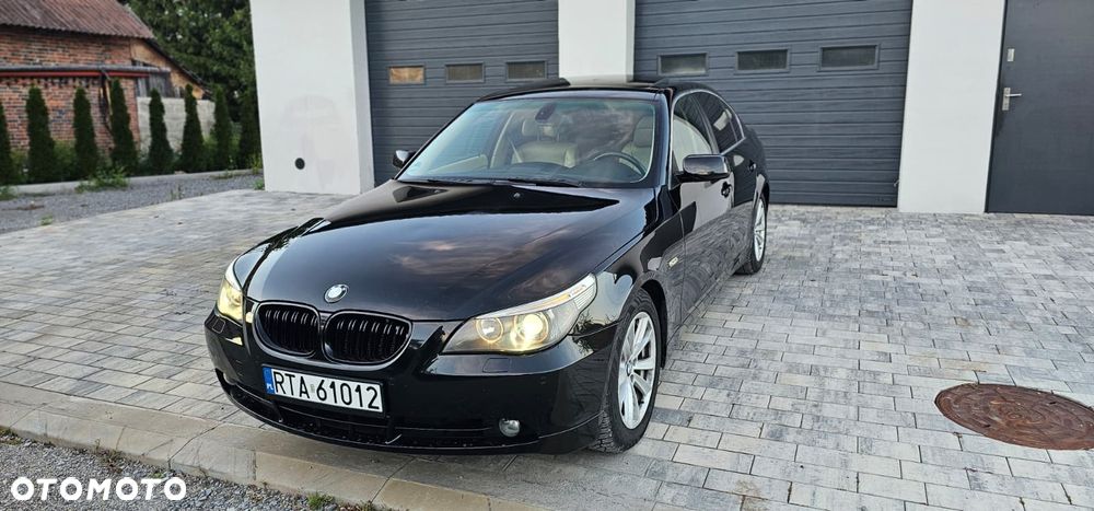 BMW Seria 5 525d - 1