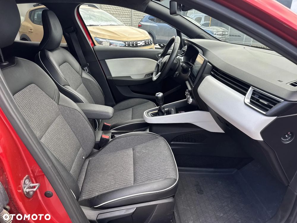 Renault Clio 1.0 TCe Techno - 23