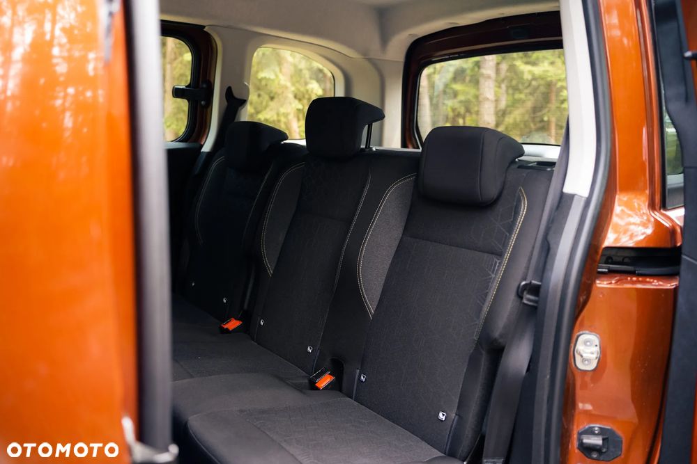 Peugeot Rifter 1.2 PureTech Active S&S - 17