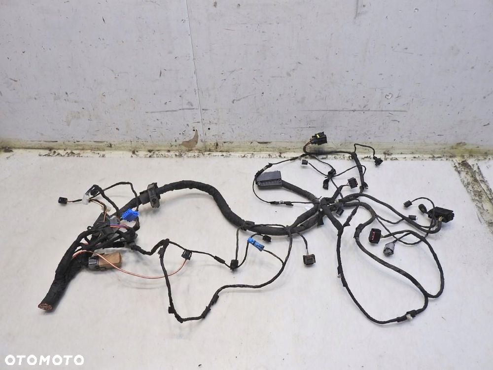 WIĄZKA INSTALACJA KOMORY SILNIKA PRAWA BMW E61 2.5i - 8