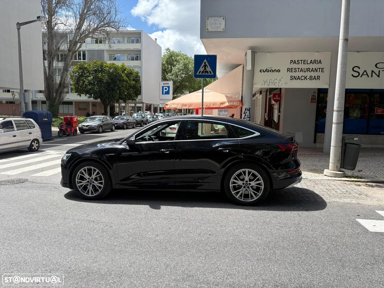 Audi e-tron 50 quattro S line - 12