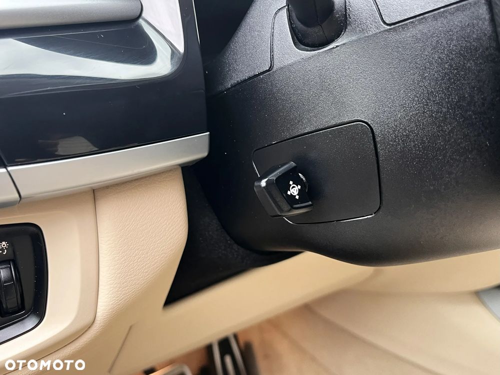 BMW X5 xDrive25d - 37