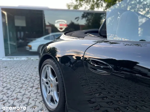 Porsche 911 Carrera Cabriolet PDK Black Edition - 13