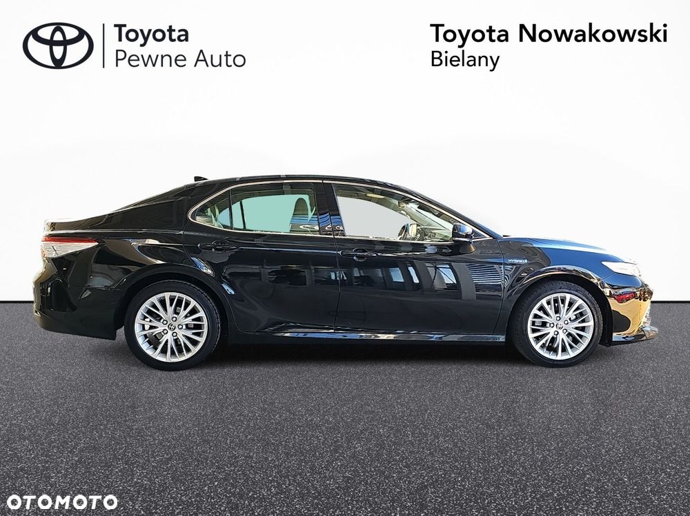 Toyota Camry 2.5 Hybrid Executive CVT - 30