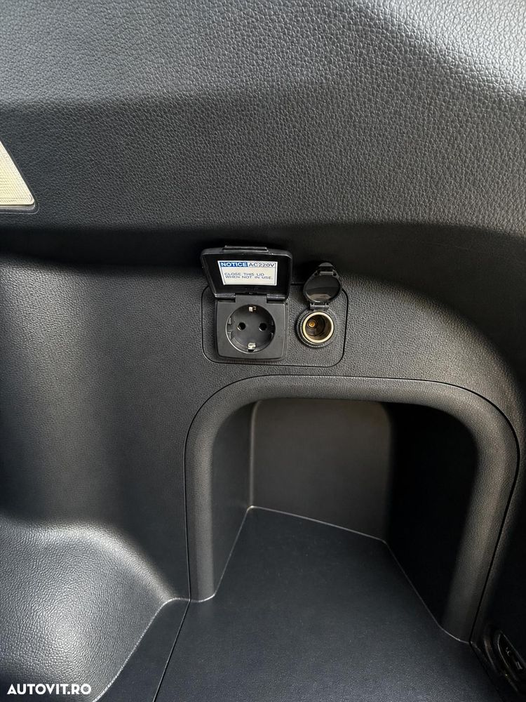 Toyota RAV4 2.5 PHEV VVT-iE 4x4 Style Bi-Tone - 15