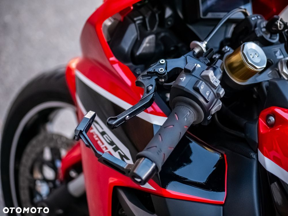 Honda CBR - 16
