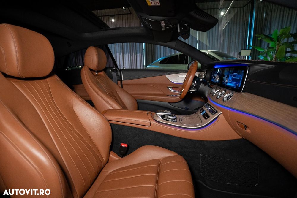 Mercedes-Benz E 220 d 4MATIC Aut. - 29