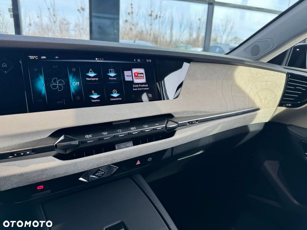 DS Automobiles N°4 - 14