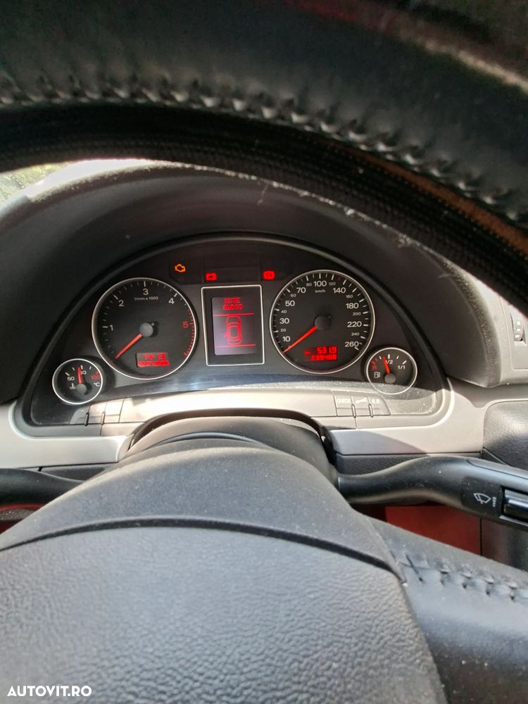 Audi A4 Limuzina - 5