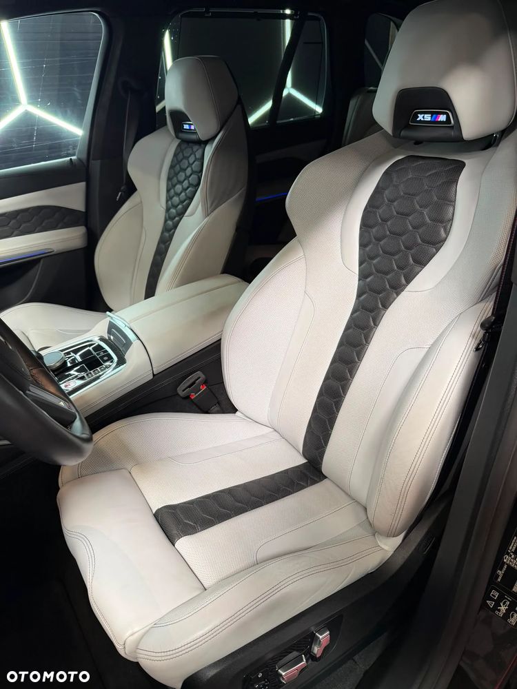 BMW X5 M Competition - 16