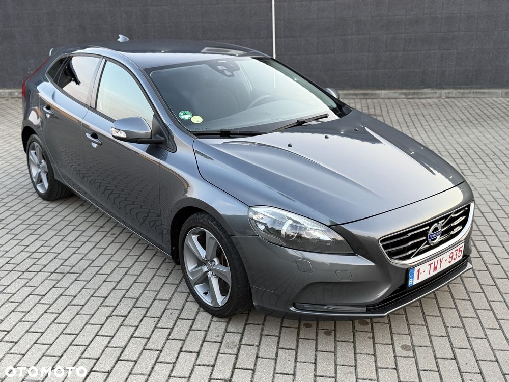 Volvo V40 - 2