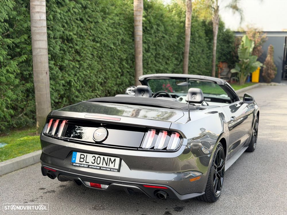 Ford Mustang 2.3i EcoBoost - 10