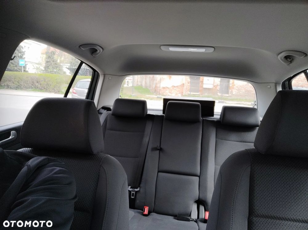 Volkswagen Golf Plus 1.6 FSI Comfortline - 4