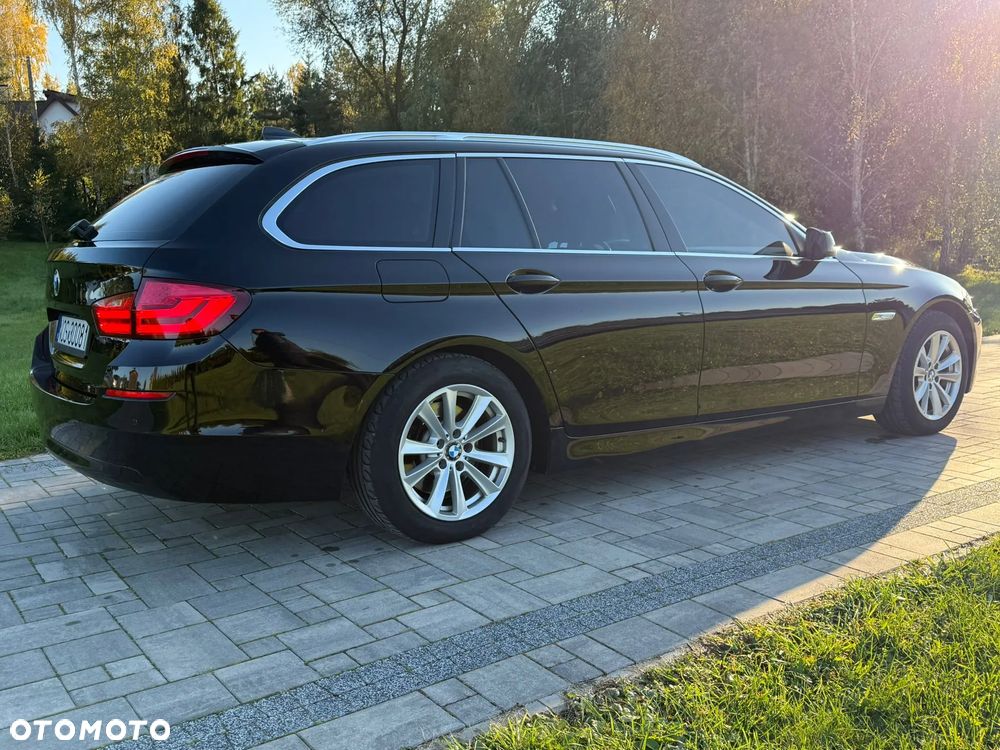 BMW Seria 5 520d Touring - 6