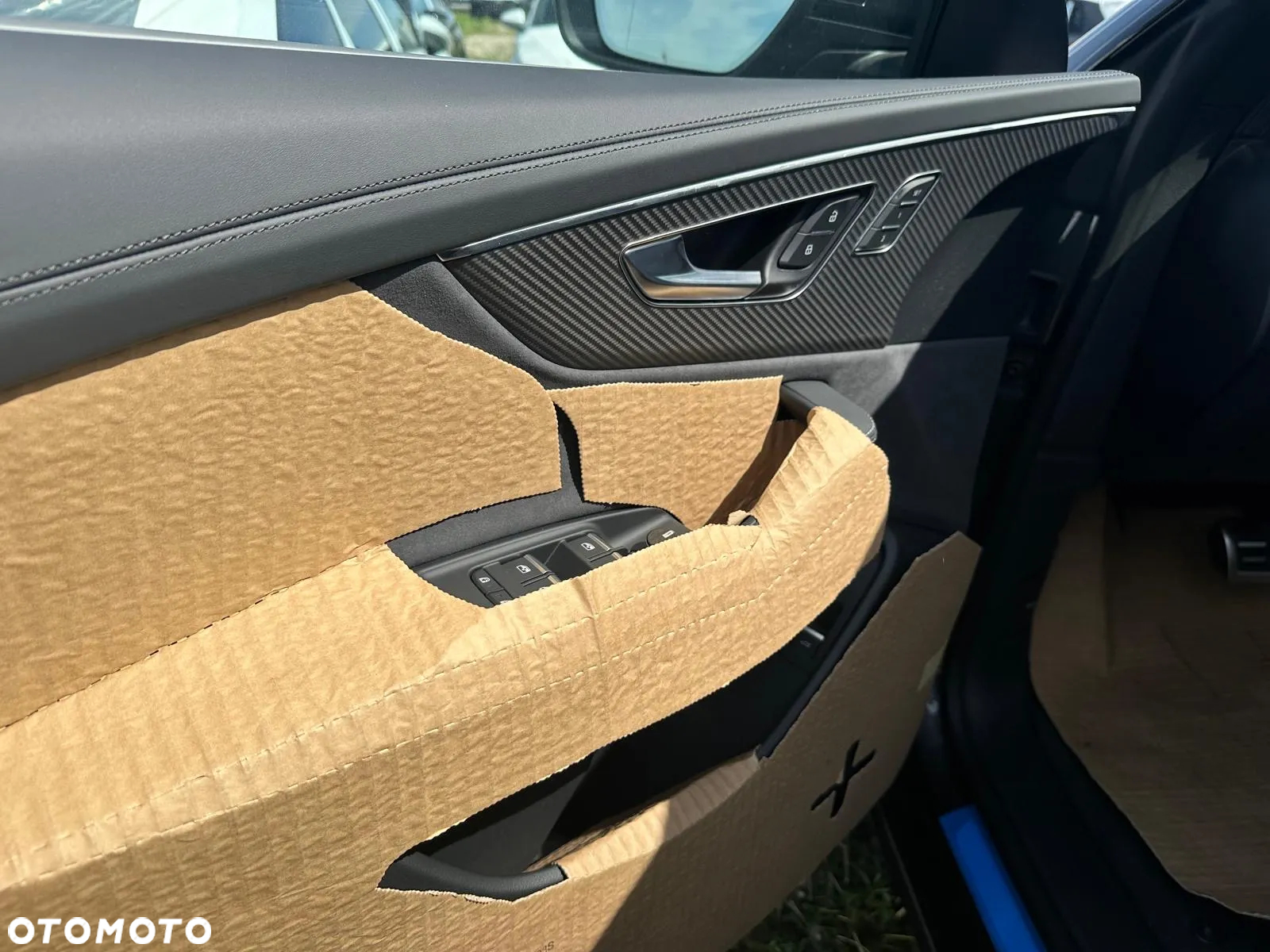 Audi Q8 - 11