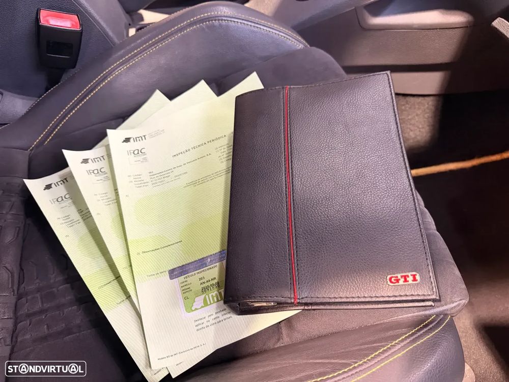 VW Golf 2.0 GTi DSG Pirelli - 23