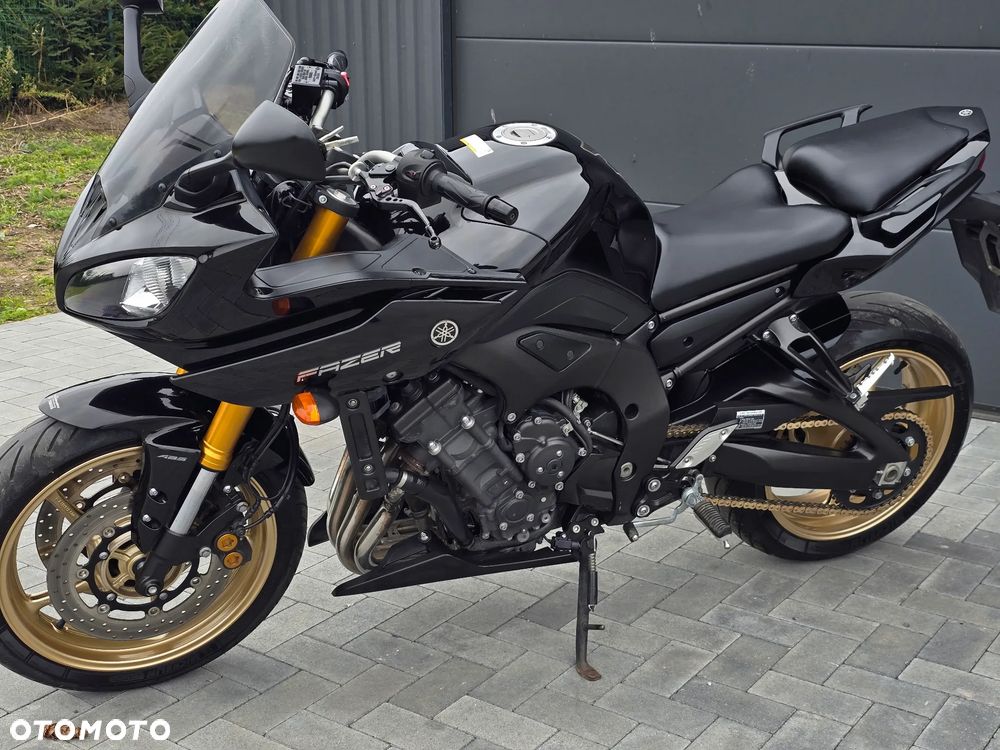 Yamaha FZ8 - 16