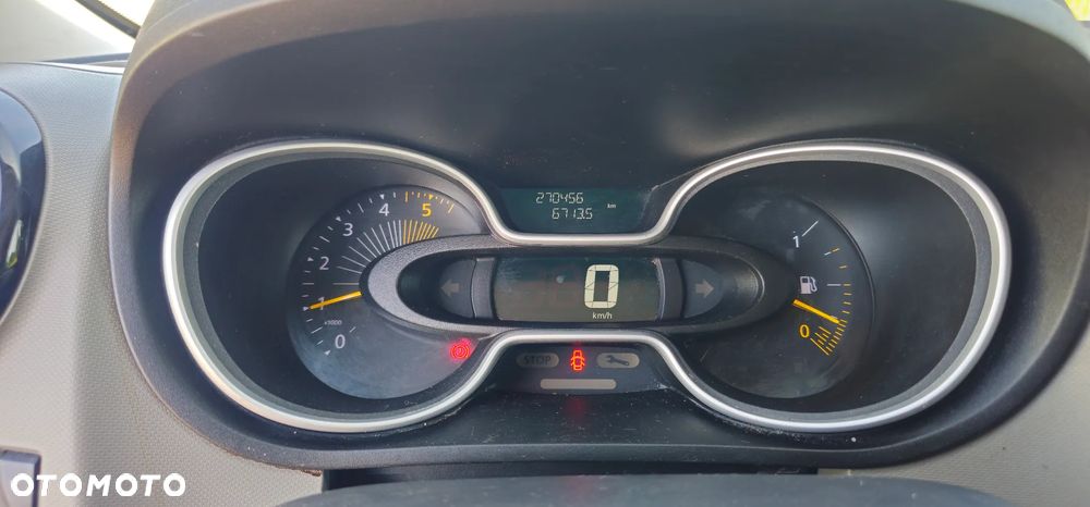Renault Trafic - 12