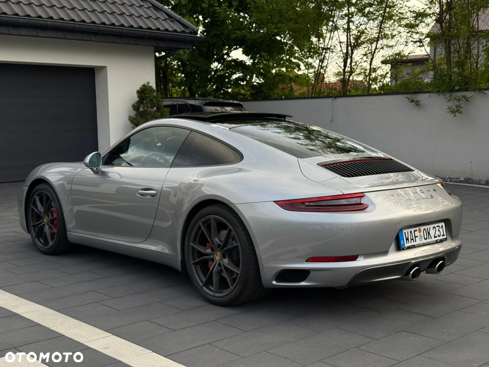 Porsche 911 Carrera S PDK - 15