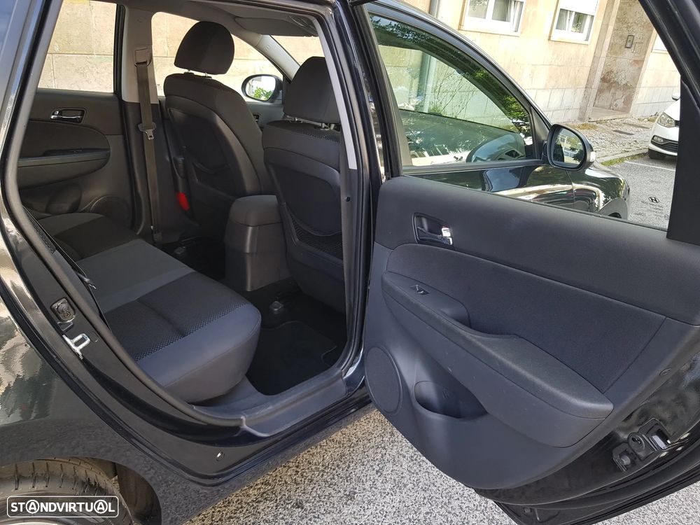 Hyundai i30 CW 1.4 CVVT Blue Comfort - 30
