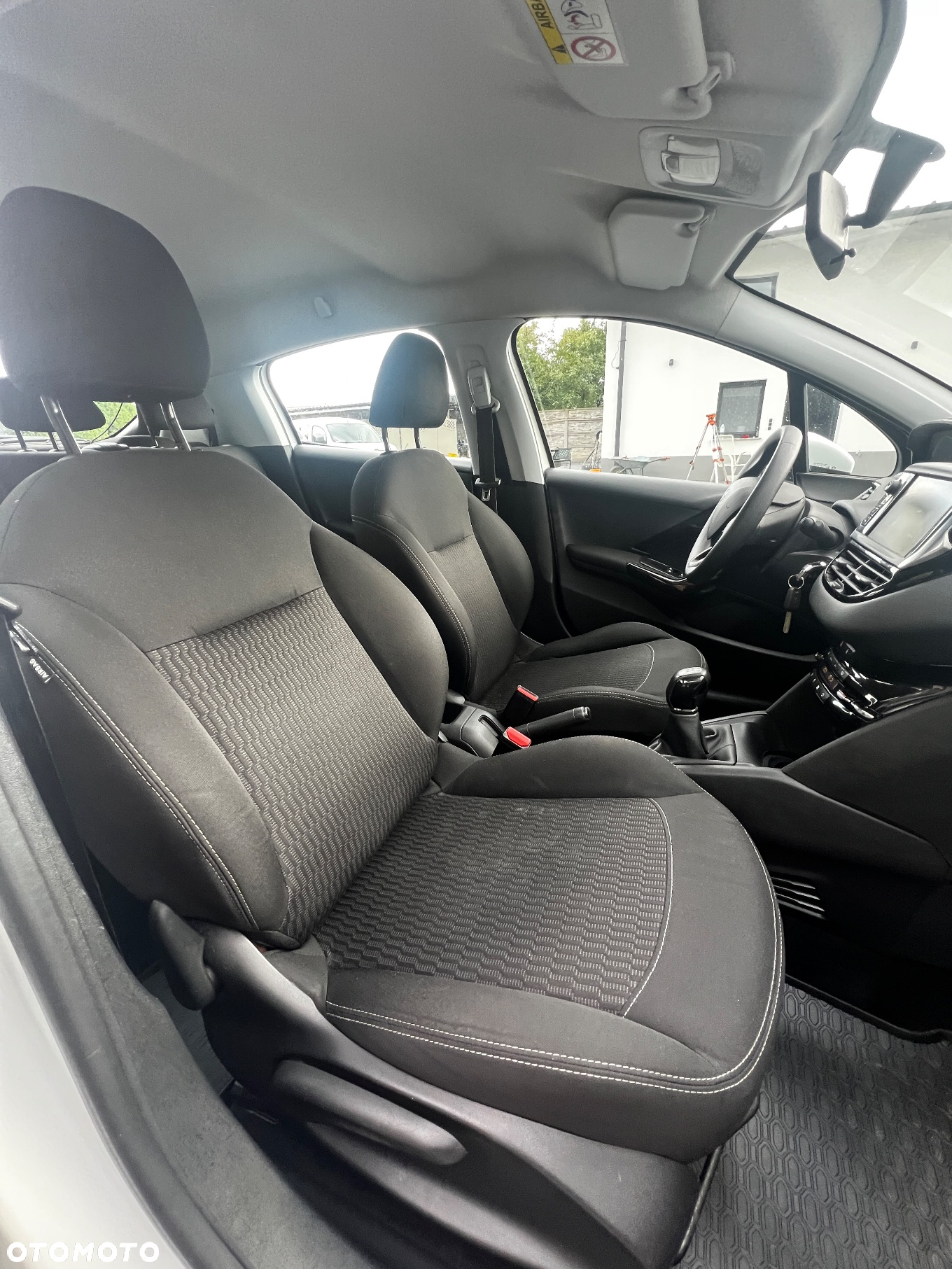 Peugeot 208 1.6 BlueHDi Active - 15