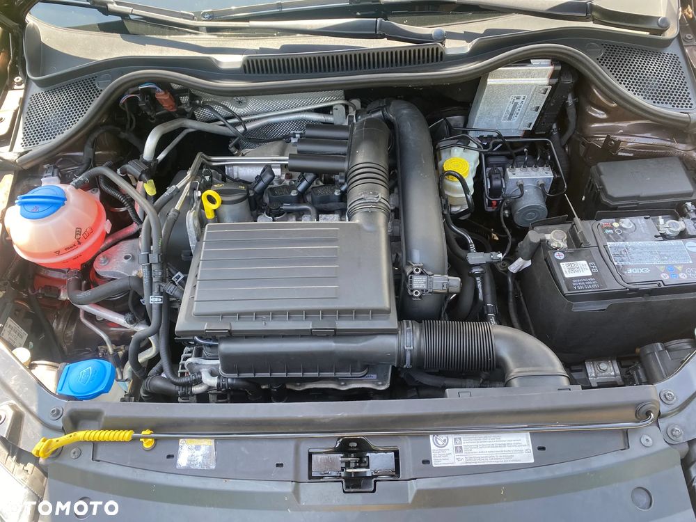 Volkswagen Polo 1.2 TSI (Blue Motion Technology) SOUND - 17