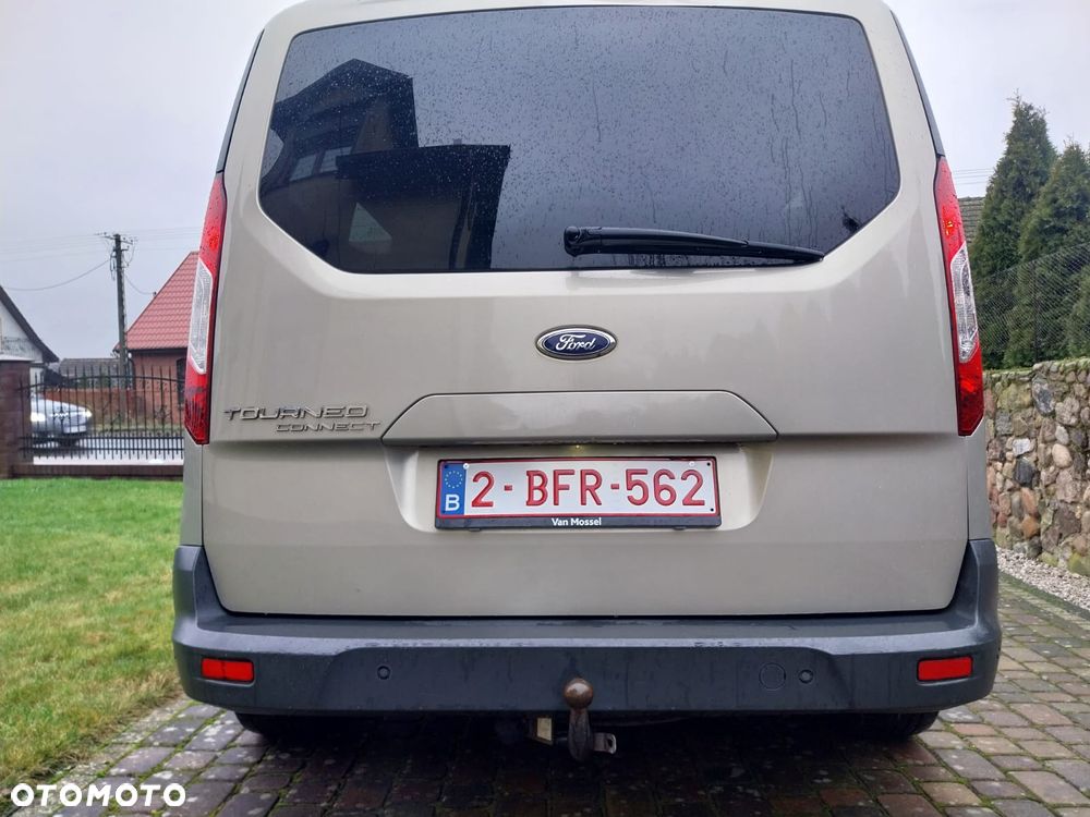 Ford Tourneo Connect - 4