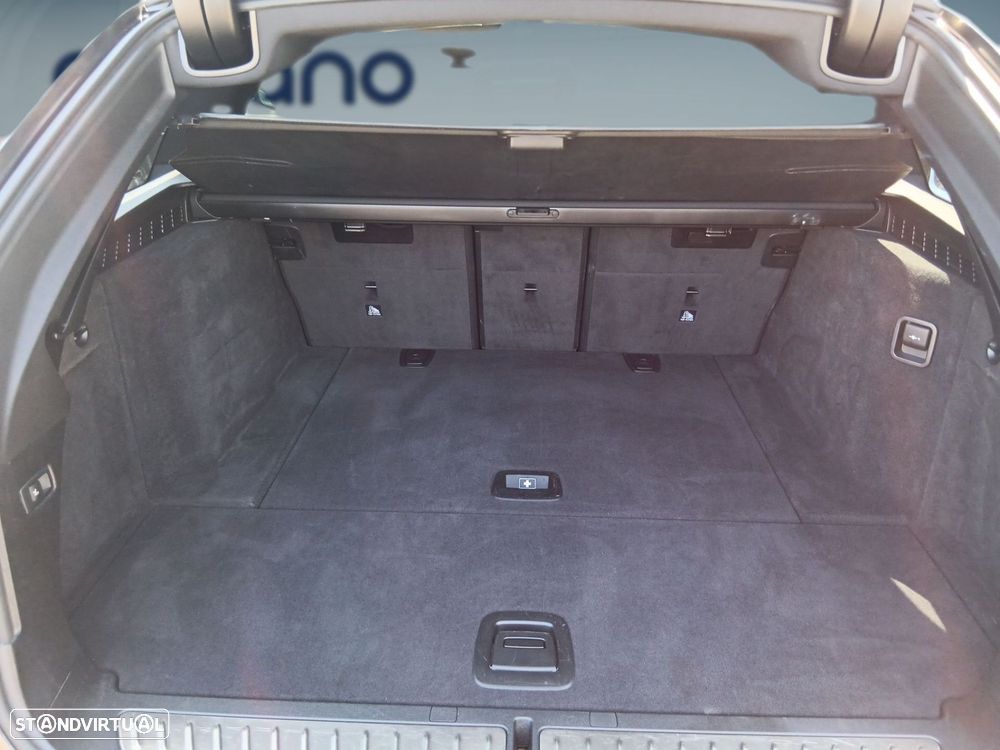 BMW 520 d Pack Desportivo M Auto - 26