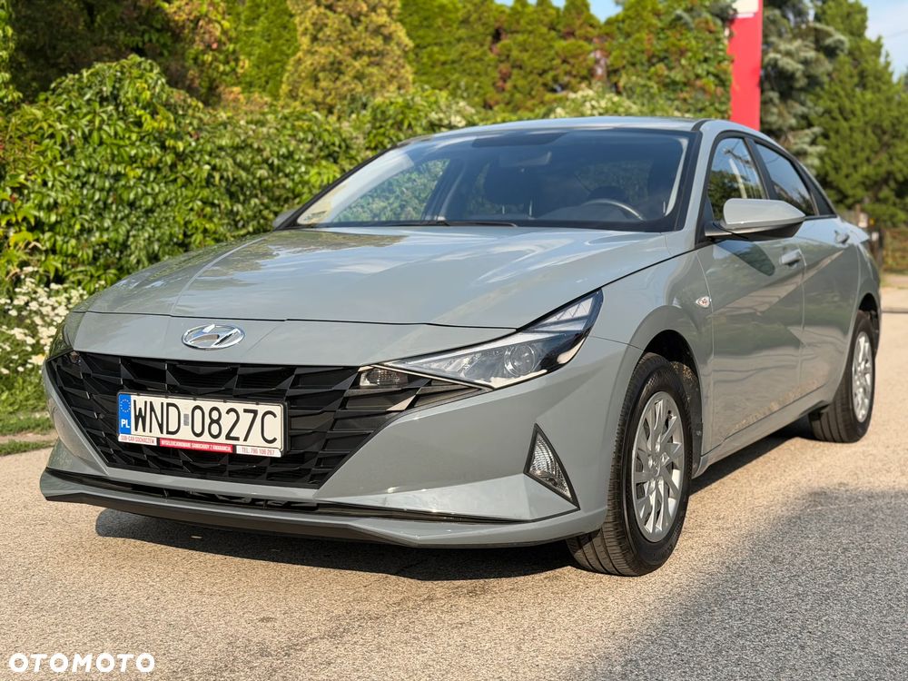 Hyundai Elantra 1.6 Modern - 1