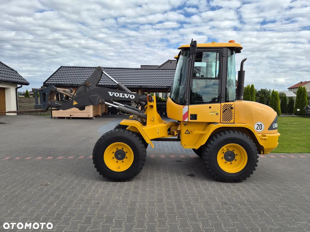 Volvo L30B Pro - 8