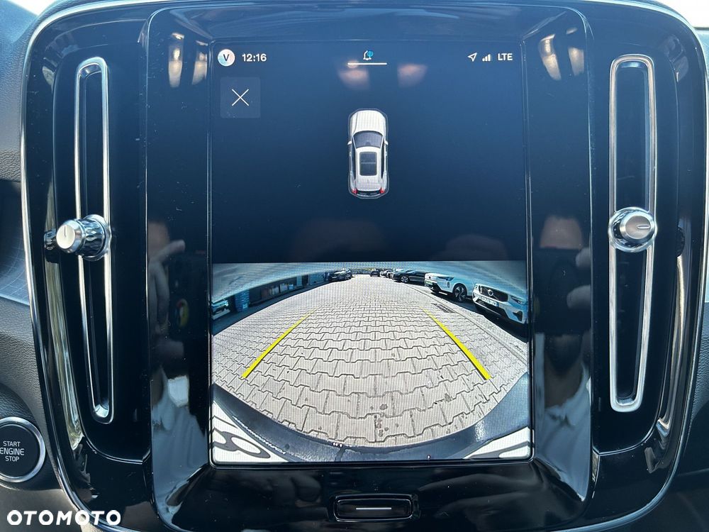 Volvo XC 40 - 29