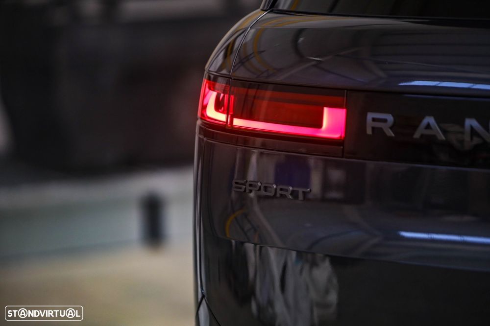 Land Rover Range Rover Sport 3.0 P440e Dynamic HSE - 33