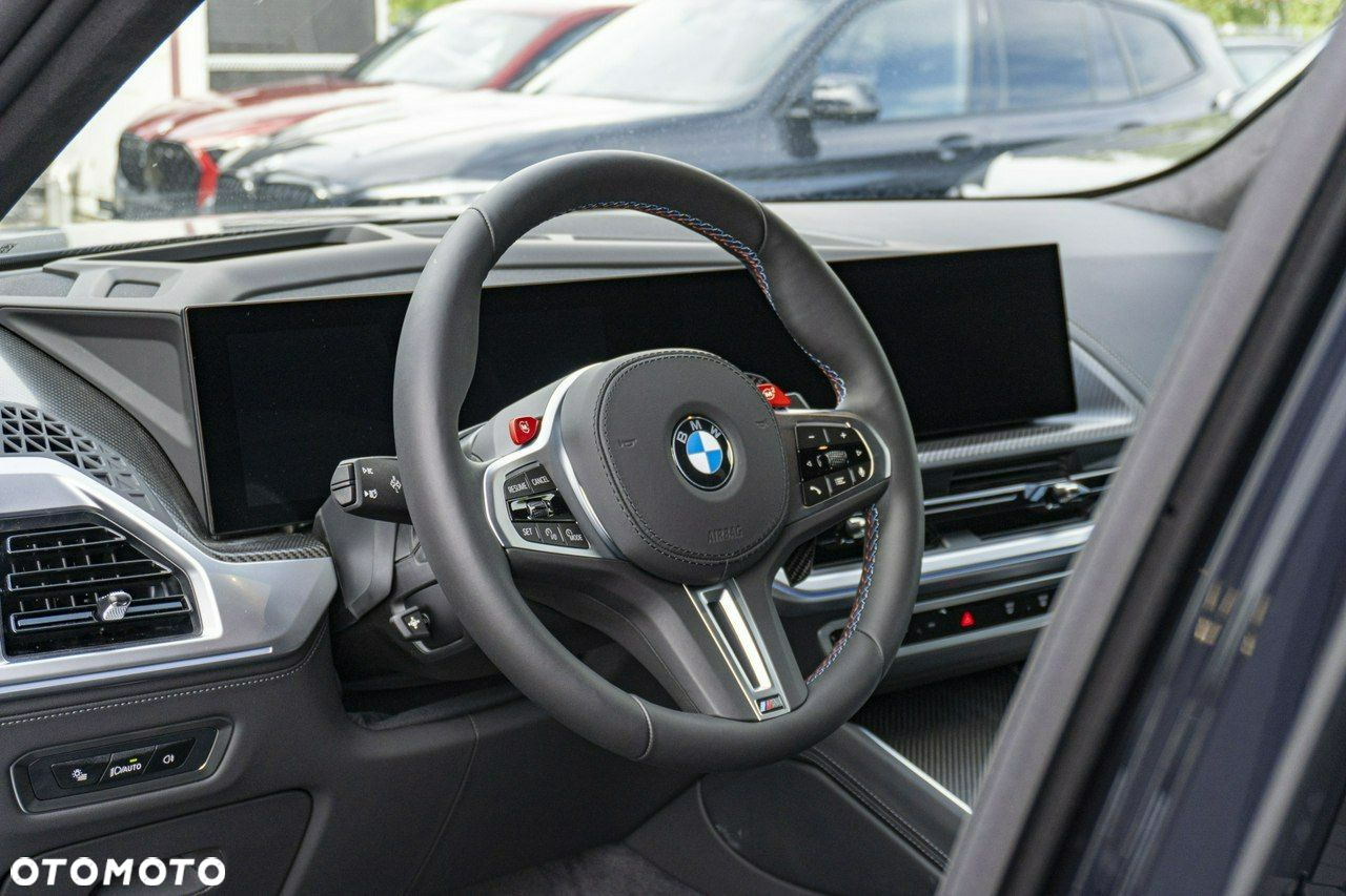 BMW XM - 11